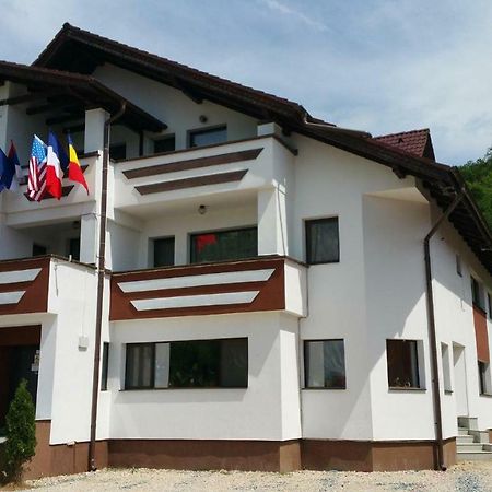 Rosenville Risnov Exterior photo